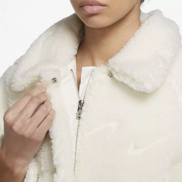 Nike Women's Cream Teddy Jacket - Picture 12 of 13